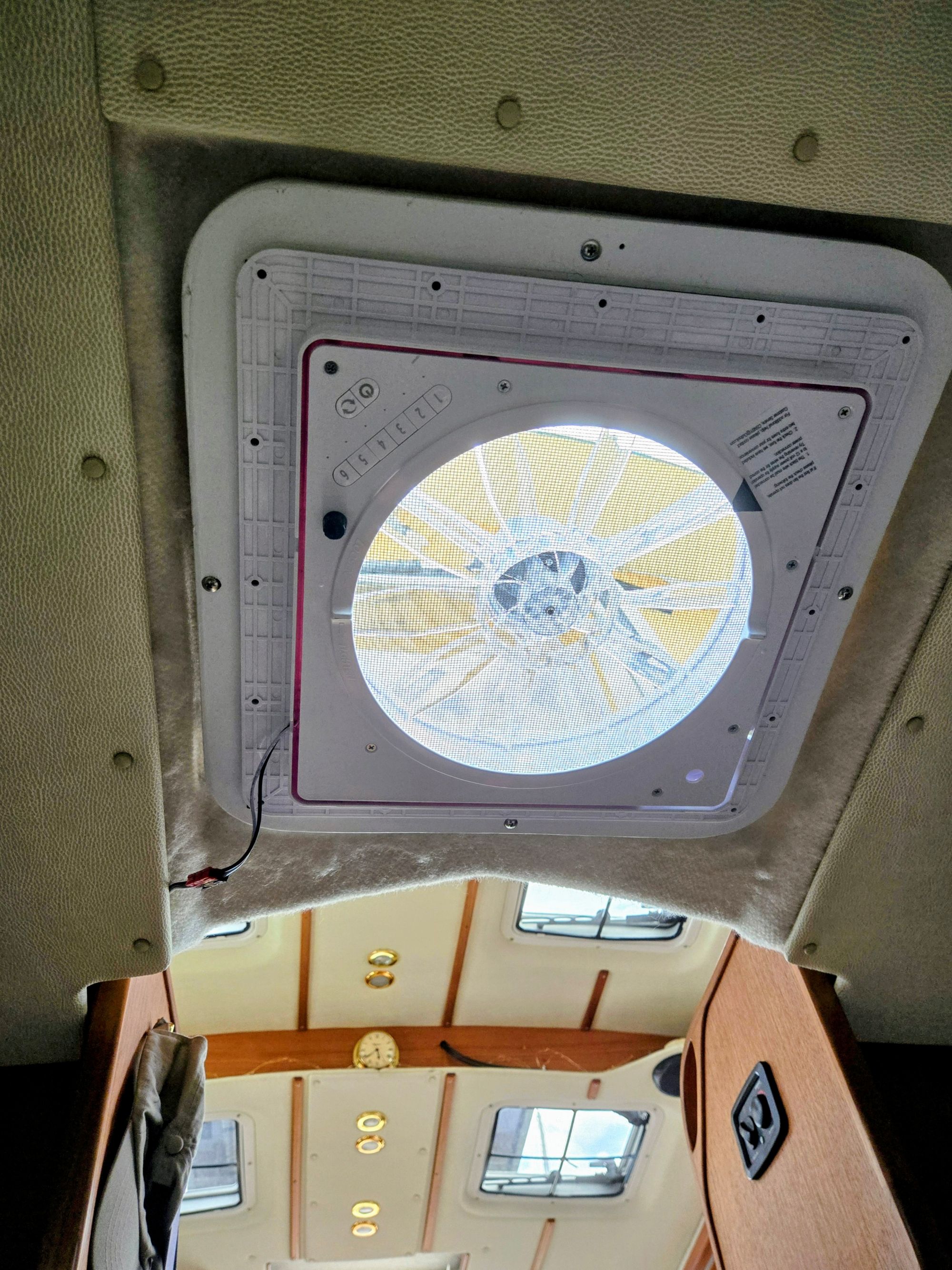 Boat hatch fan.jpg