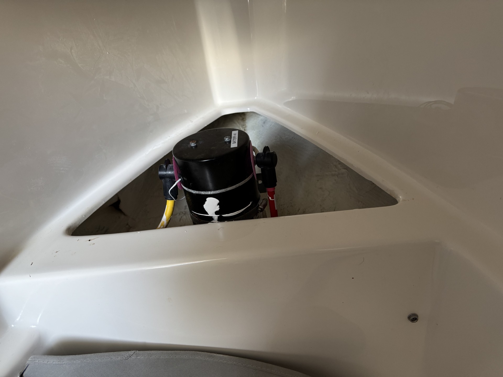 Thruster Compartment - Approach.jpg