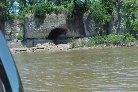 Cave in Rock Ill