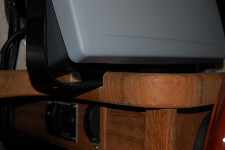 15a Trim cut for display mount