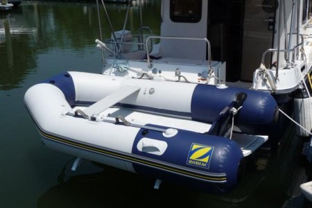 Zodiac on Hurley Davit