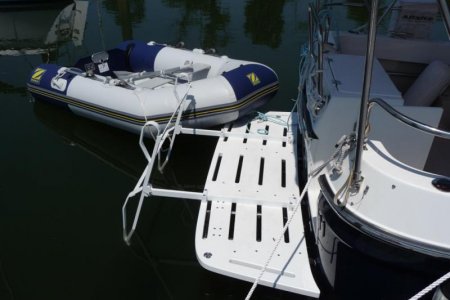 Empty Hurley Davit