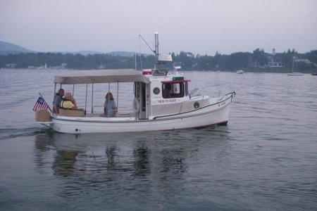 Captain Michael, First Mate Maria and Guests