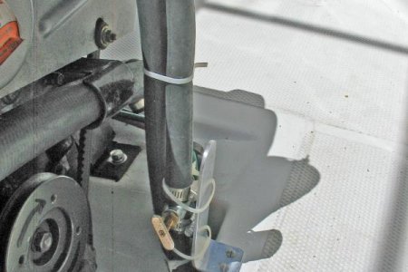 The Hose Routing with Valve Detail