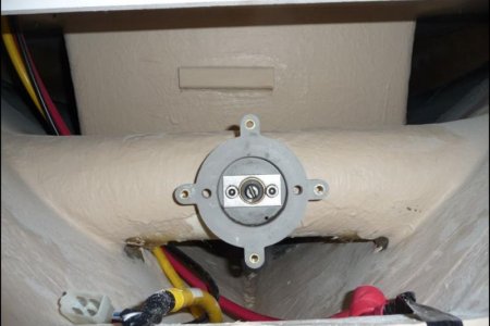 09 Looking aft at bow thruster without motor