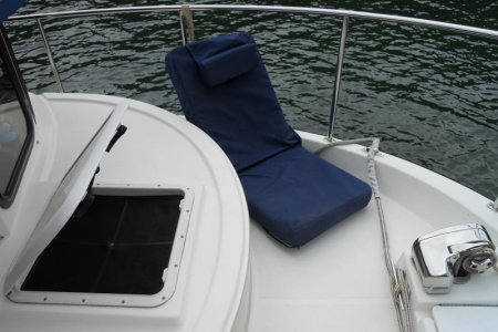 McTug - 44 - West Marine - Lounge Chairs