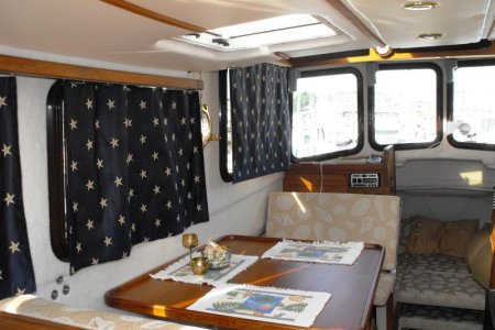 11 Dinette
