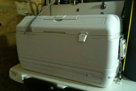 G. 200 quart Igloo ice chest