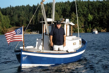 Jim Rogers in a Ray Richards designed Ranger 18