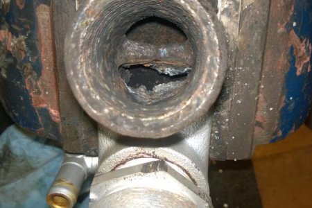 Exhaust elbow old