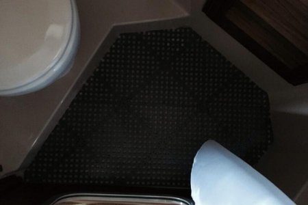 Dry Z Deck in head.