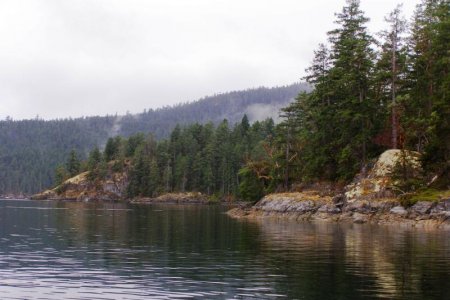 Susan Islets, Theospina Inlet