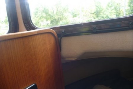 Antenna FM and stereo TV sound feed cable routing