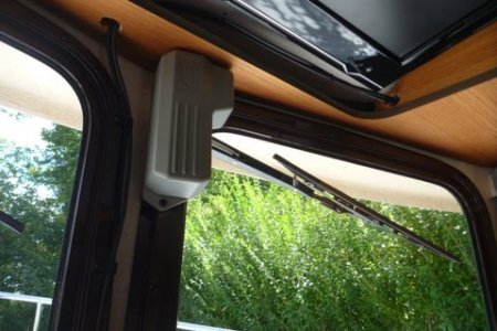 Antenna Stereo to amplier cable routing