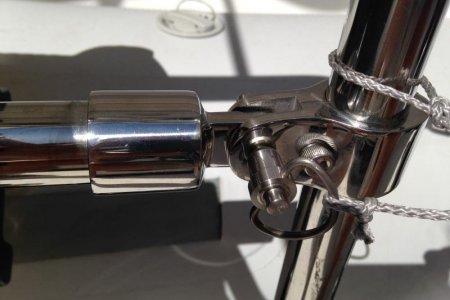 This end cap is not JB Welded on the shaft.