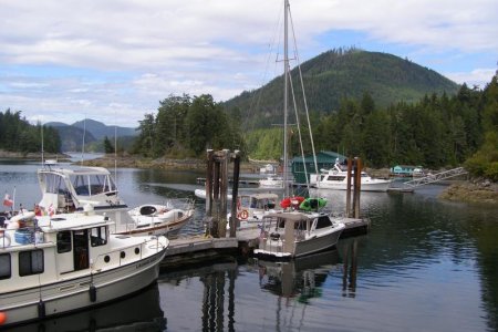 Elan at Lagoon Cove dock