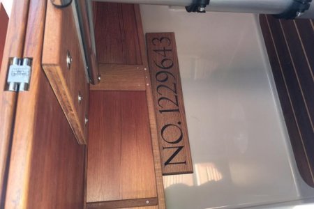 Media 'Doc Plaque2' in album 'Random Shots'
