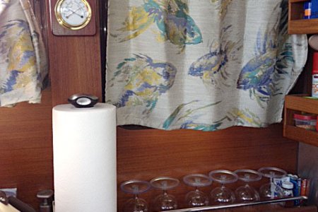 Weather station and fiddle for wine glasses