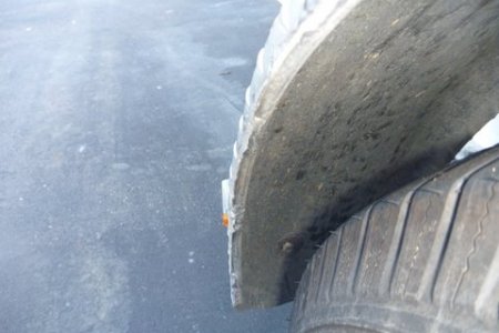 Trailer Stuff 3/8 alumium rod welded to inside edge of fender to protect fender from cracking
