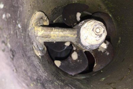 Stern thruster zinc