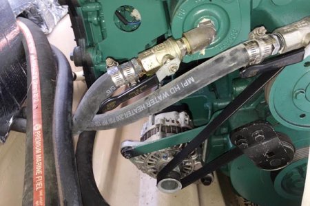 C28 engine view