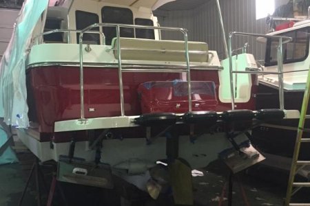 Hull 5th epoxy seal coat