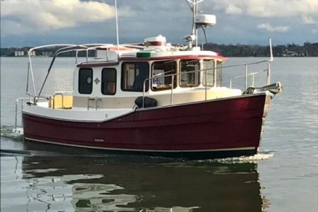 Ranger Tug on Lake Norman NC