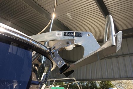 Rocna 10 anchor and Mantus Anchormate