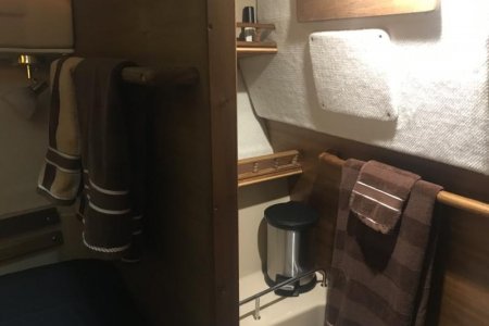 Head Area Towel Racks