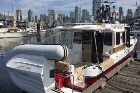 Vancouver, False Creek, Fisherman's Whart