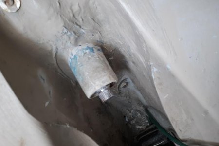 08: cleaned up stern tube
