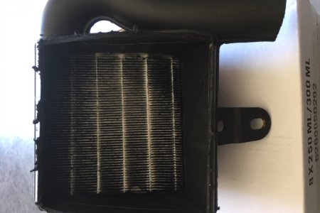 Inlet side with plastic cover cut away