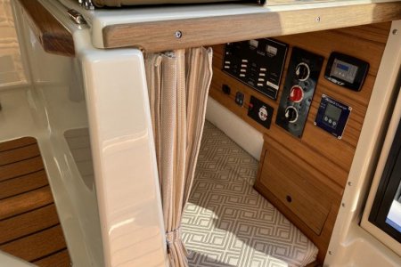 Quarter berth curtains & teak trim