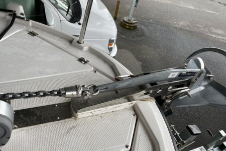 Rocna 10 Anchor with Mantus Bow Roller and Anchor Mate