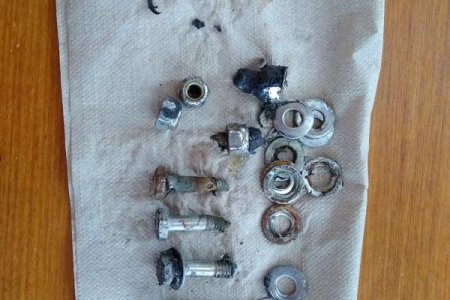 stern thruster_screws