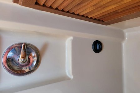 Vent in Head