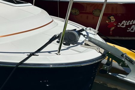 Anchor Closeup.jpg