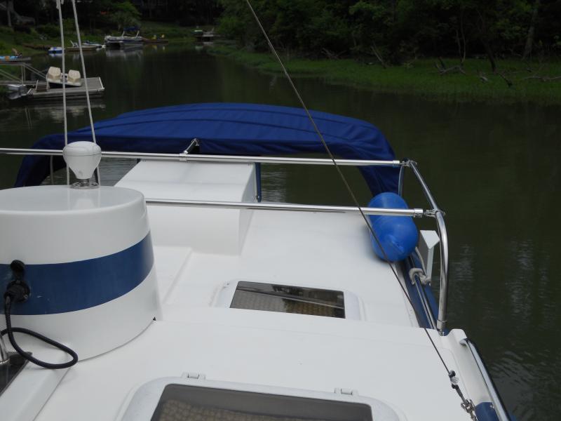 04 - McTug - Roof Rack for Kayaks