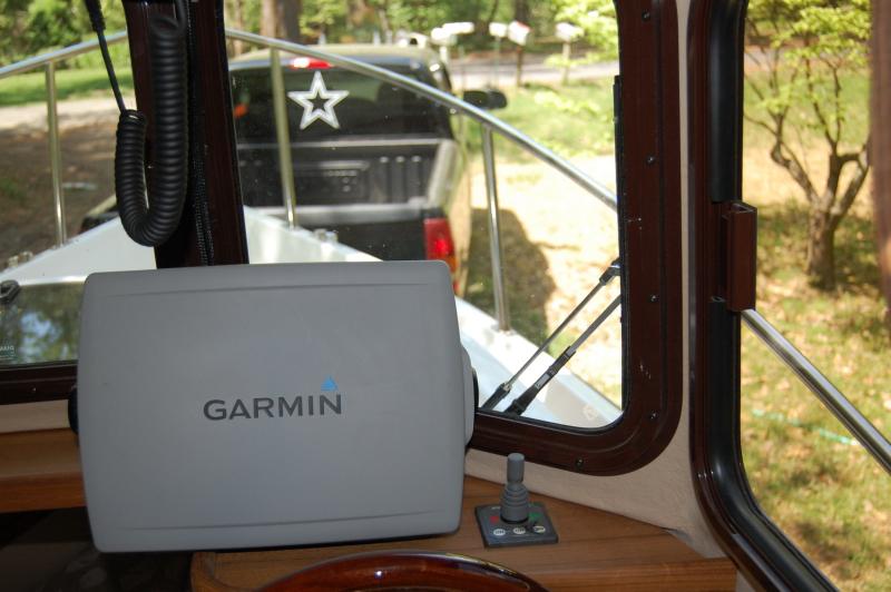 14a Garmin 5212 and Bow Thruster