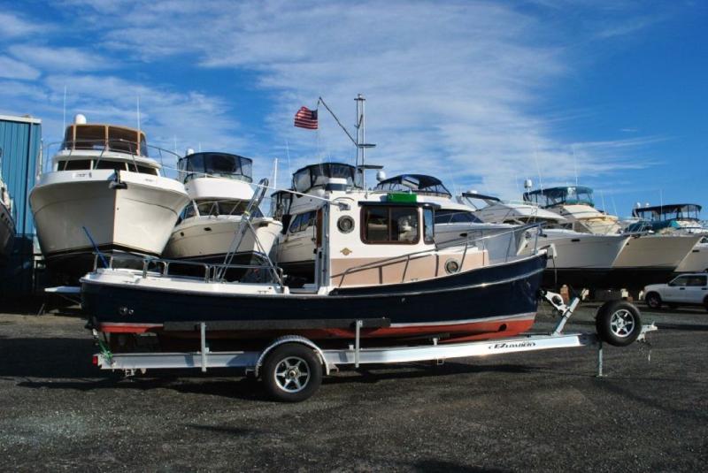 21 Ranger Tug 1