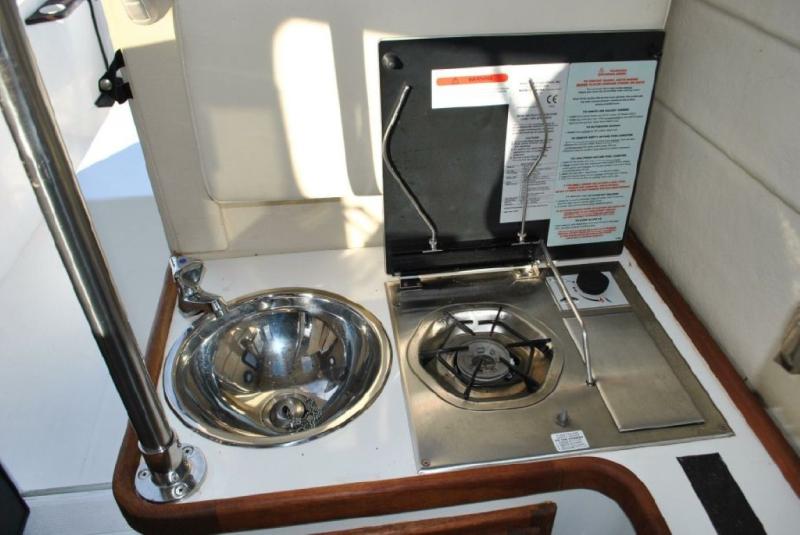 21 Ranger Tug 16