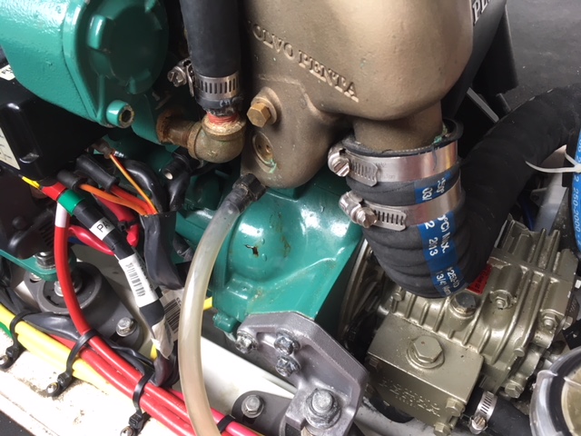 (5) Drain Exhaust Elbow