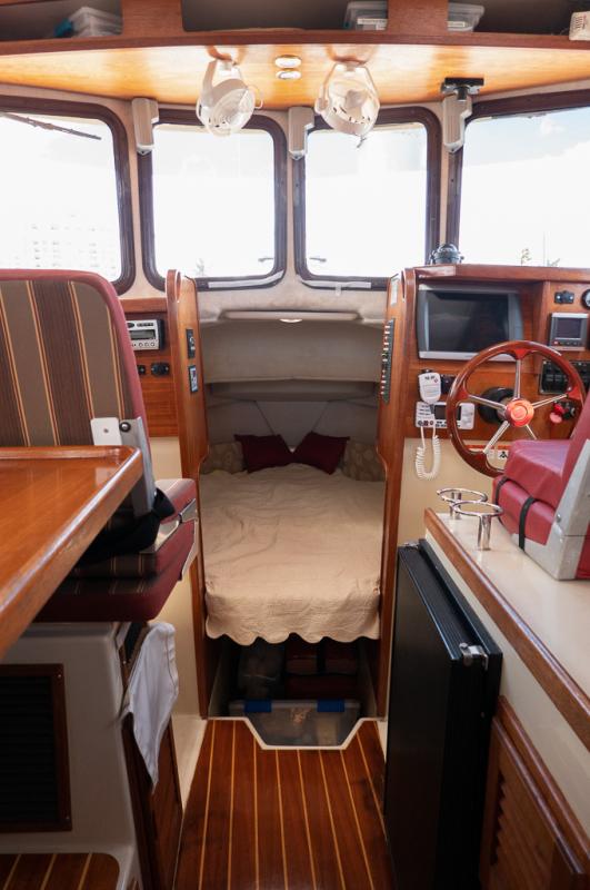 6 Shearwater V Berth