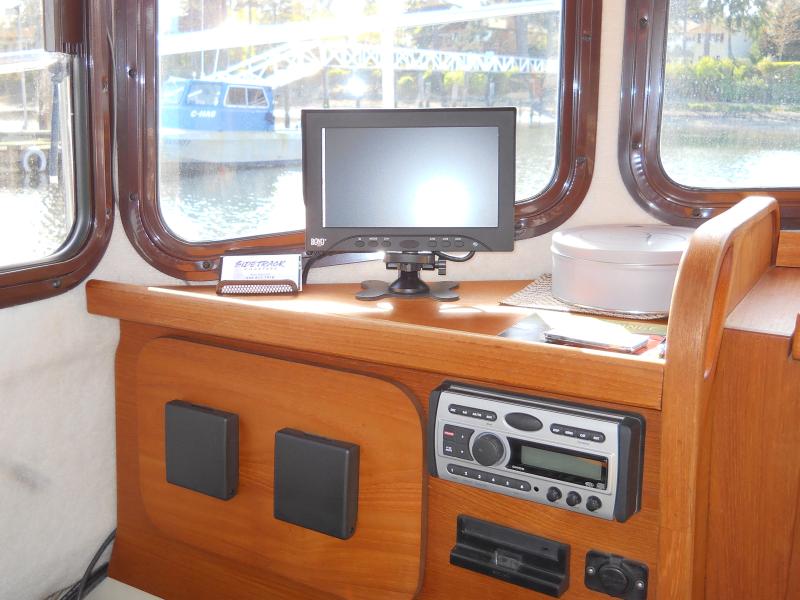 9" video screen