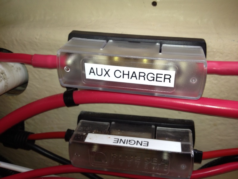 Aux charger ANL fuse