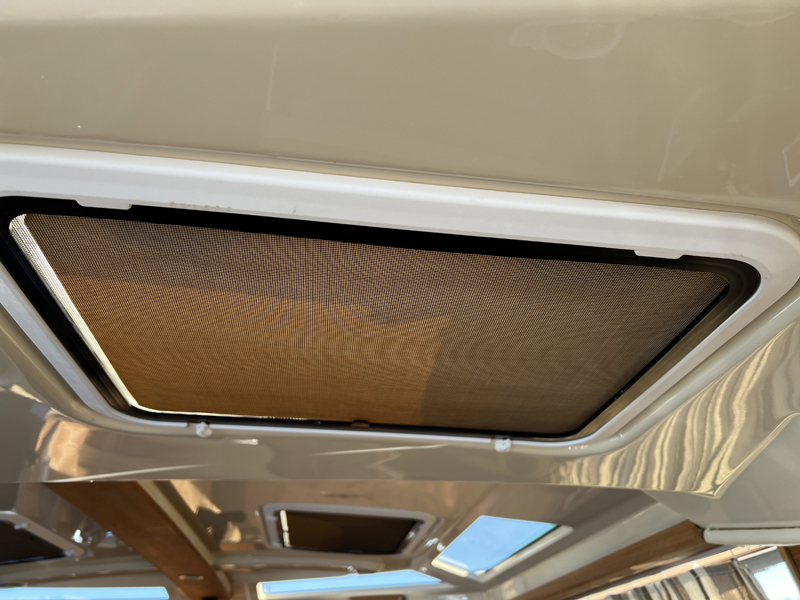 Cabin_Top_Hatch_Shade.jpg