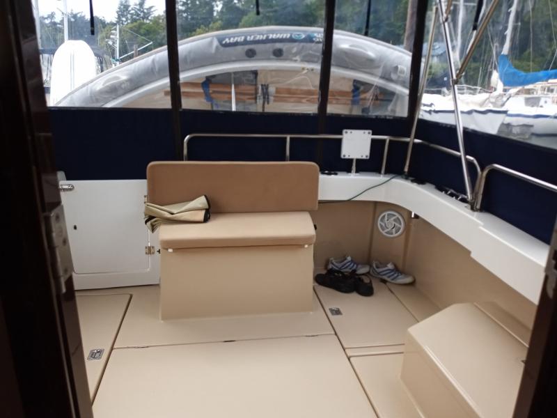 Cockpit looking from the cabin