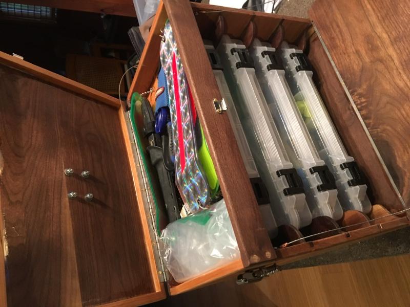 Custom fishing tackle box
