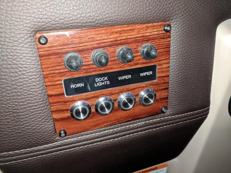 Dashboard 8-button panel frontside