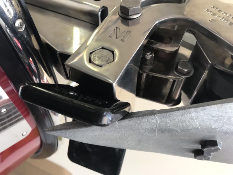 Detail of RT Roller Connection